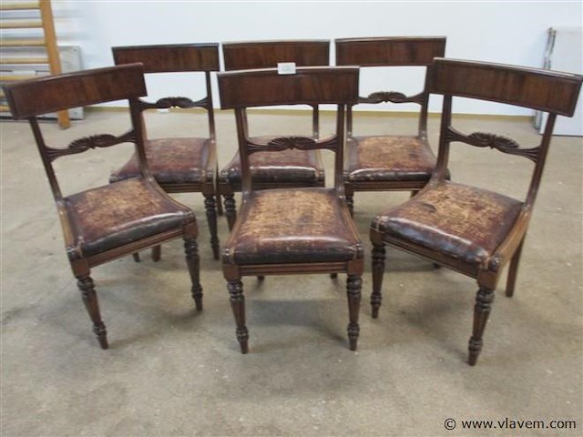 Stoelen - afbeelding 1 van  3
