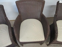 Stoelen - afbeelding 2 van  3