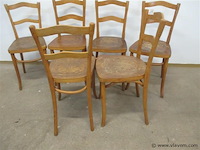 Stoelen - afbeelding 3 van  4