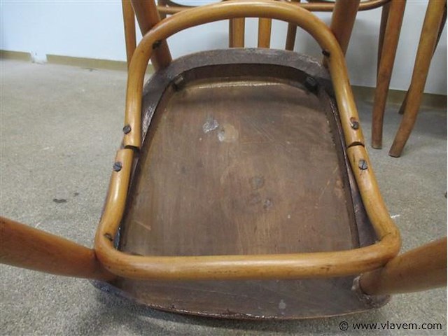 Stoelen - afbeelding 4 van  4