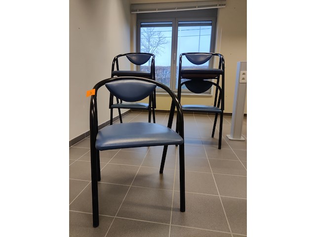 Stoelen - afbeelding 1 van  1