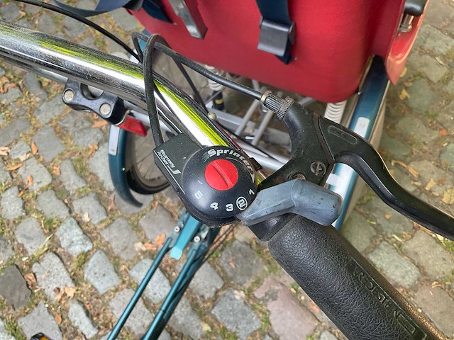 Stoelfiets met afneembare rolstoel - afbeelding 6 van  6