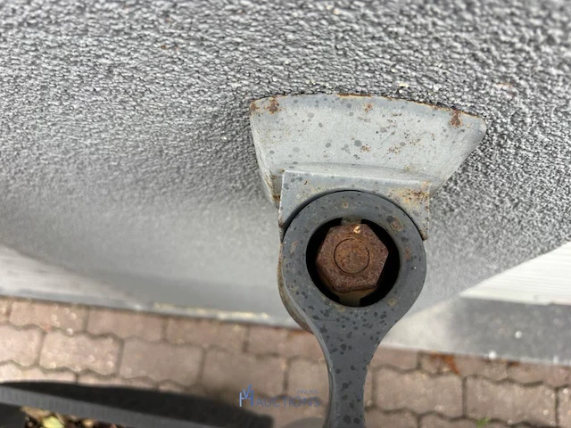 Stoepbord en sigarettenpaal - afbeelding 5 van  5