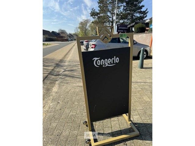 Stoepbord tongerlo in metaal op wielen - afbeelding 5 van  5