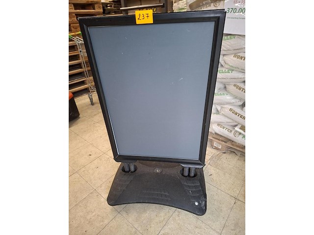 Stoepbord (zwart) - afbeelding 1 van  1