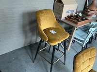 Stoffen barstoel - afbeelding 1 van  3