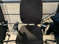 Stoffen bureelstoel met hoofdsteun - afbeelding 1 van  1