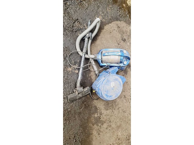Stofzuiger 3800w cyclonic en verlengkabel - afbeelding 1 van  6