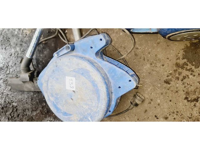 Stofzuiger 3800w cyclonic en verlengkabel - afbeelding 5 van  6