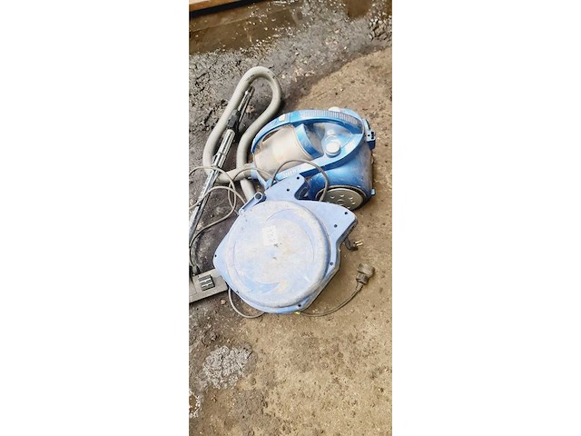 Stofzuiger 3800w cyclonic en verlengkabel - afbeelding 6 van  6