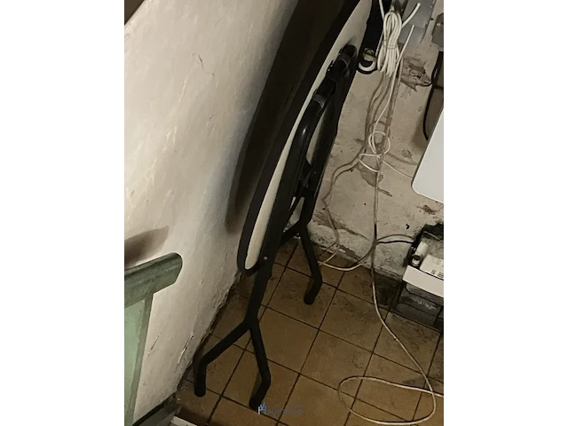 Stofzuiger inventum met trapladder en statafel - afbeelding 3 van  4
