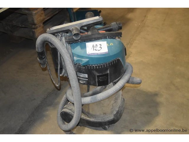 Stofzuiger makita vc3011l - afbeelding 1 van  3