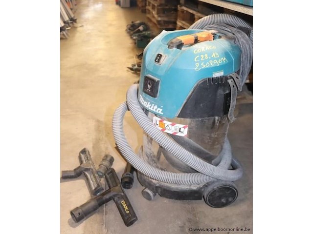 Stofzuiger makita vc3011l - afbeelding 3 van  3