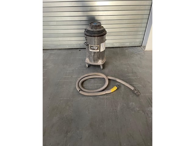 Stofzuiger - afbeelding 1 van  1