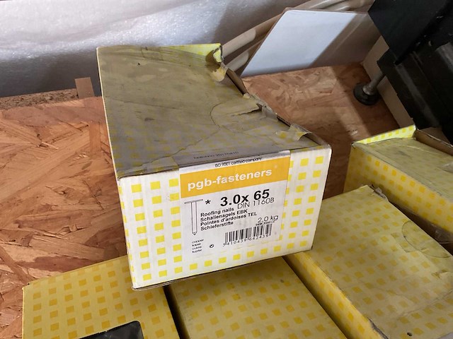 Stokeinden staalnagels houtschroeven - afbeelding 10 van  10