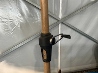 Stokparasol aluminium beige 270cm incl betonnen voet - afbeelding 2 van  4