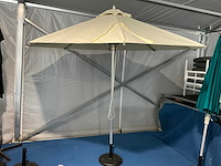 Stokparasol rvs beige 290cm incl betonnen voet - afbeelding 5 van  5