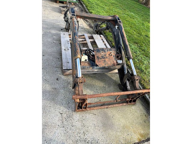 Stoll - robust f30 - front loaders and accesories - afbeelding 3 van  5