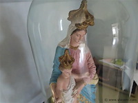 Stolp met gipsen beeld - afbeelding 3 van  3