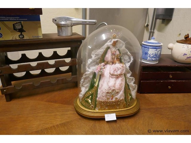 Stolp met maria beeld - afbeelding 1 van  1