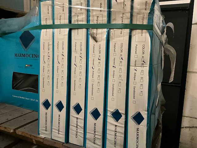 Stones & mosaics marmocino belgische blauwsteen natuursteen tegels (200x) - afbeelding 4 van  4