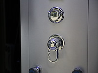 Stoomcabine met whirlpool massagebad - halfrond - wit bad met zwarte cabine 135x135x220 cm - afbeelding 7 van  10