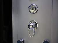 Stoomcabine met whirlpool massagebad - halfrond - wit bad met zwarte cabine 135x135x220 cm - afbeelding 8 van  10