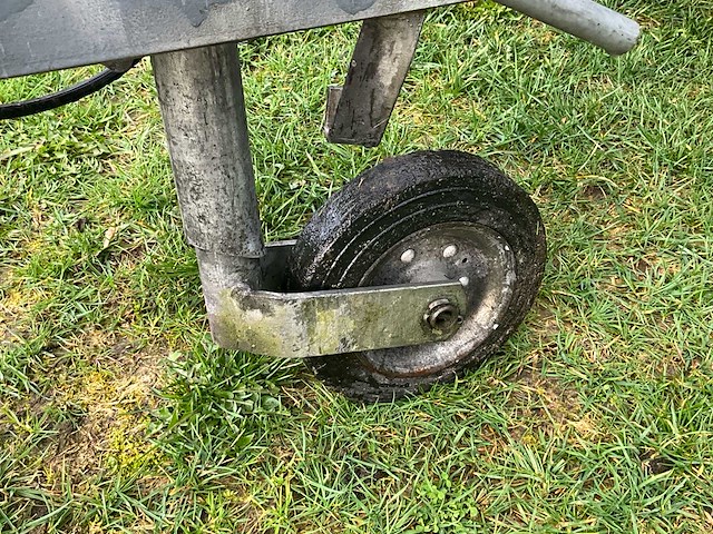 Stoomreiniger op trailer - afbeelding 23 van  32