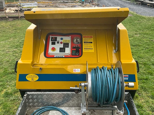 Stoomreiniger op trailer - afbeelding 4 van  32