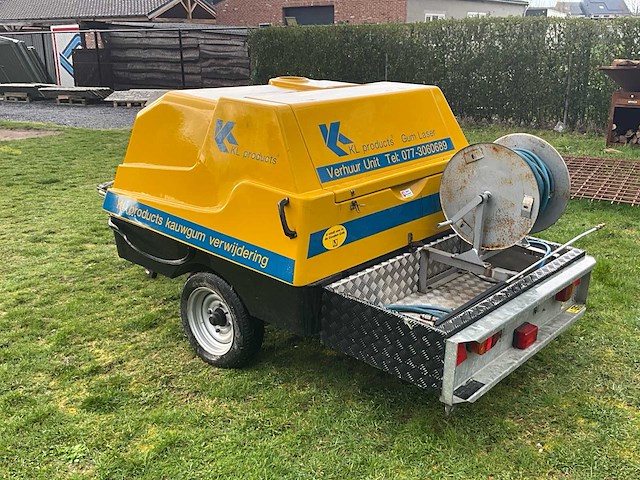 Stoomreiniger op trailer - afbeelding 27 van  32