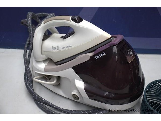Stoomstrijkijzer tefal, werking niet gekend plus muurlader, laadkabel - afbeelding 2 van  3