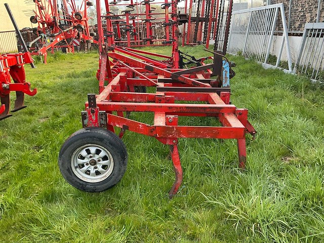 Stoppelbewerker cultivator - afbeelding 10 van  17