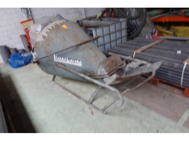 Stortkegel - afbeelding 1 van  4