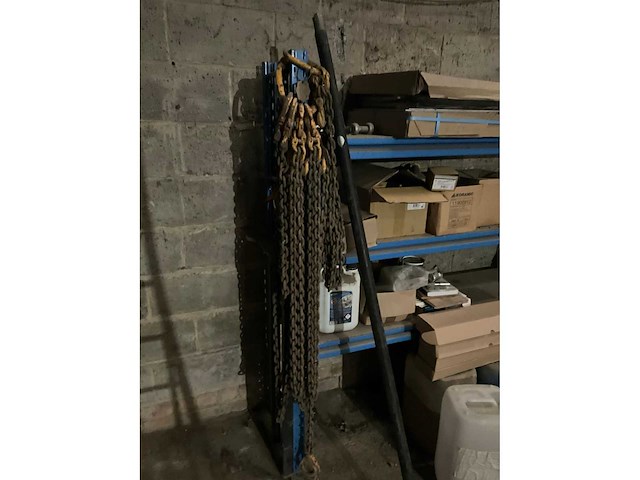 Stow magazijnstelling met inhoud - afbeelding 6 van  9