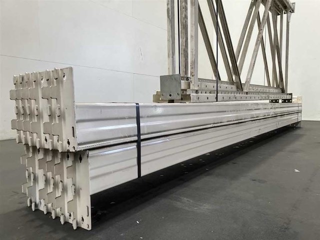 Stow op - palletstelling - pallet racking - afbeelding 4 van  4