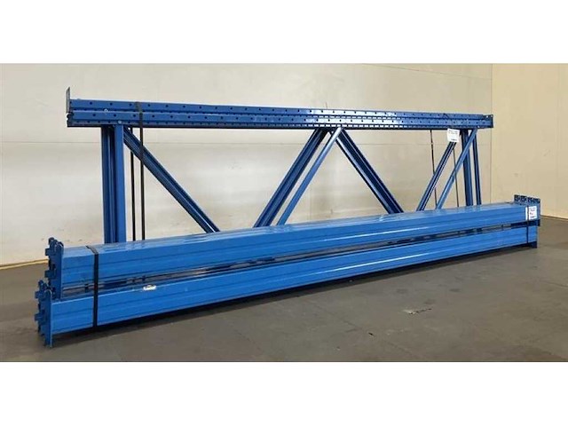 Stow op - palletstelling - pallet racking - afbeelding 1 van  4