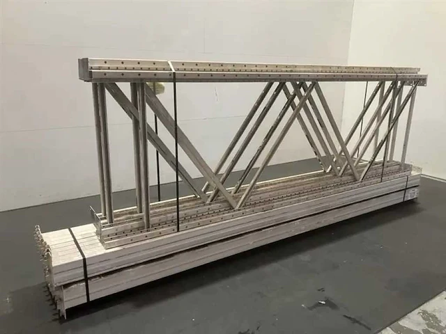 Stow op - palletstelling - storage racking - afbeelding 2 van  3