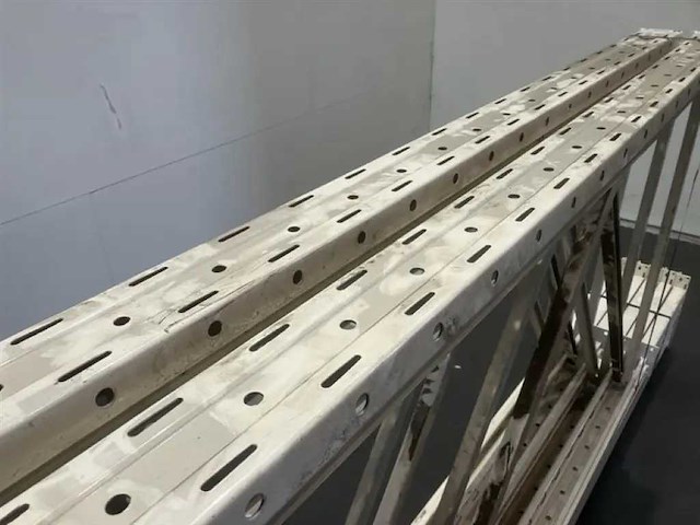 Stow op - palletstelling - storage racking - afbeelding 1 van  4