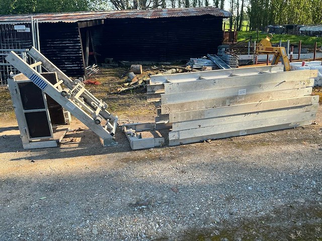 Stp 2000 pannenlift met kniksysteem - afbeelding 1 van  15