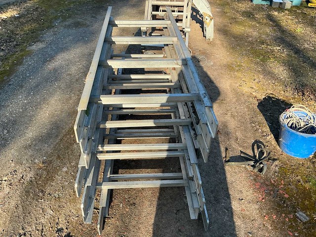 Stp 2000 pannenlift met kniksysteem - afbeelding 11 van  15