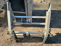 Stp 2000 pannenlift met kniksysteem - afbeelding 13 van  15