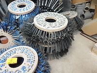 Straatveegmachine nilfisk + hydraulische veegborstel - afbeelding 19 van  29