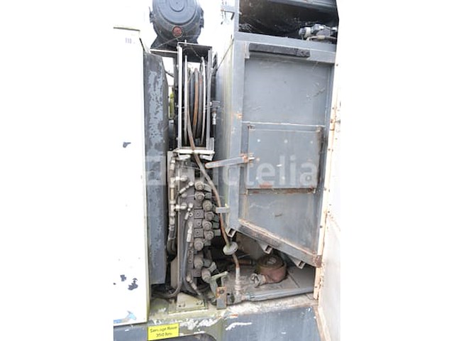 Straatveger ravo 540 sth (2009-2.436 uur - vin:xl95f4h4c80020445) - afbeelding 20 van  35