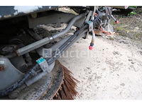 Straatveger ravo 540 sth (2009-2.436 uur - vin:xl95f4h4c80020445) - afbeelding 25 van  35