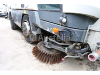 Straatveger ravo 540 sth (2009-2.436 uur - vin:xl95f4h4c80020445) - afbeelding 30 van  35