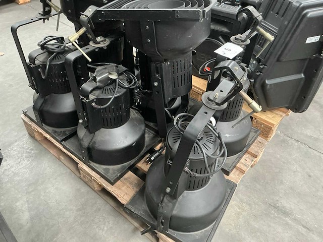 Strand lighting - beamlite 22 100 10 - beamlight (8x) - afbeelding 4 van  5