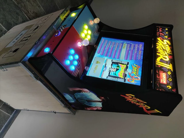 Street fighter ii bartop arcade – 2.000 spellen – 2 spelers – incl. transportkist - afbeelding 1 van  13