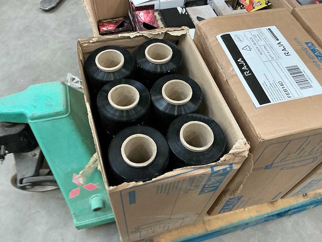 Stretchfolie zwart (26x) - afbeelding 2 van  3