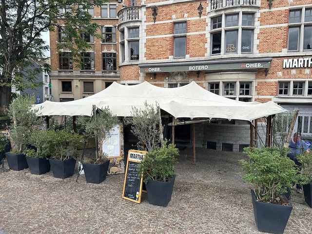 Stretchtent - afbeelding 1 van  13