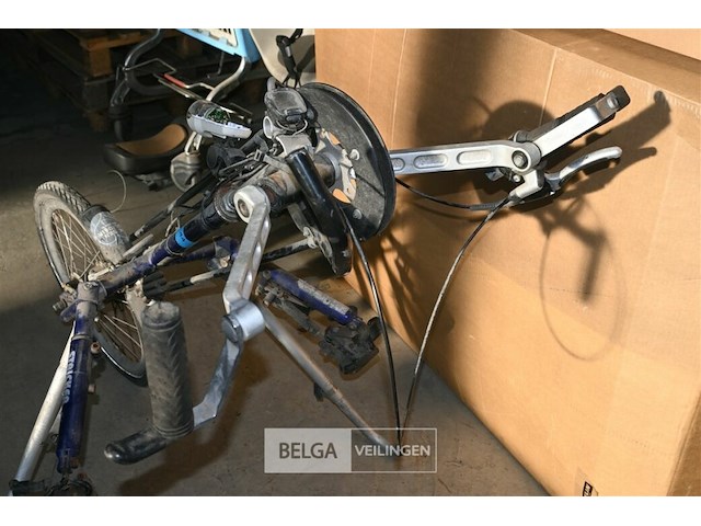 Stricker hand bike voor rolstoel - afbeelding 3 van  4